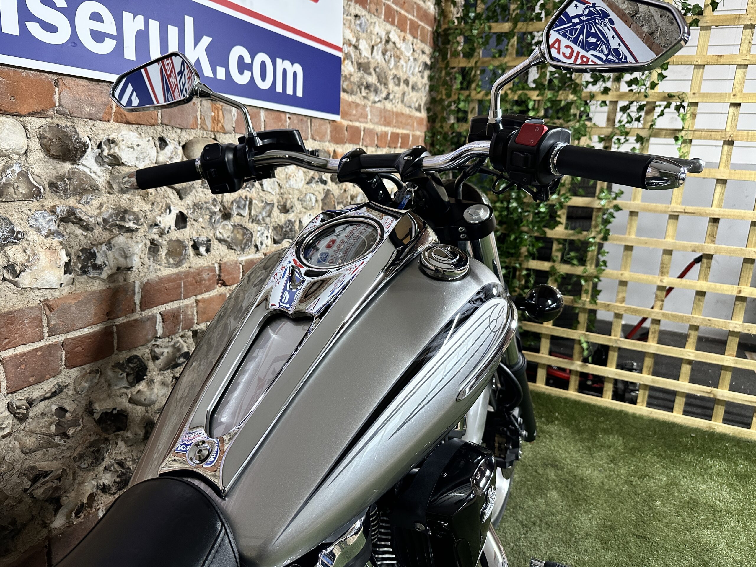 ロムアンド 1999-2003 Yamaha Genuine XV1600 Road Star Solenoid